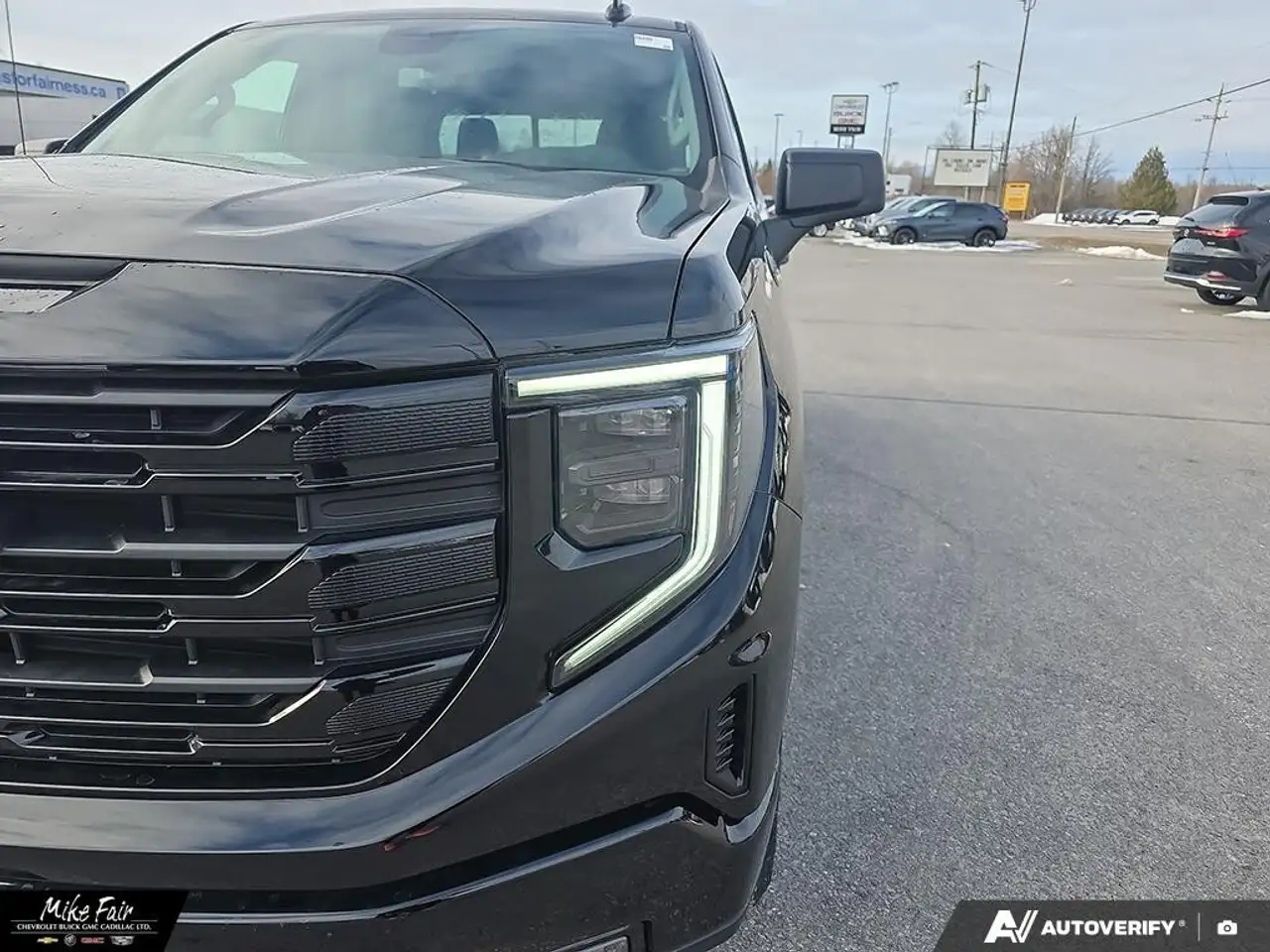 GMC Sierra 1500 photo GMC Sierra 1500