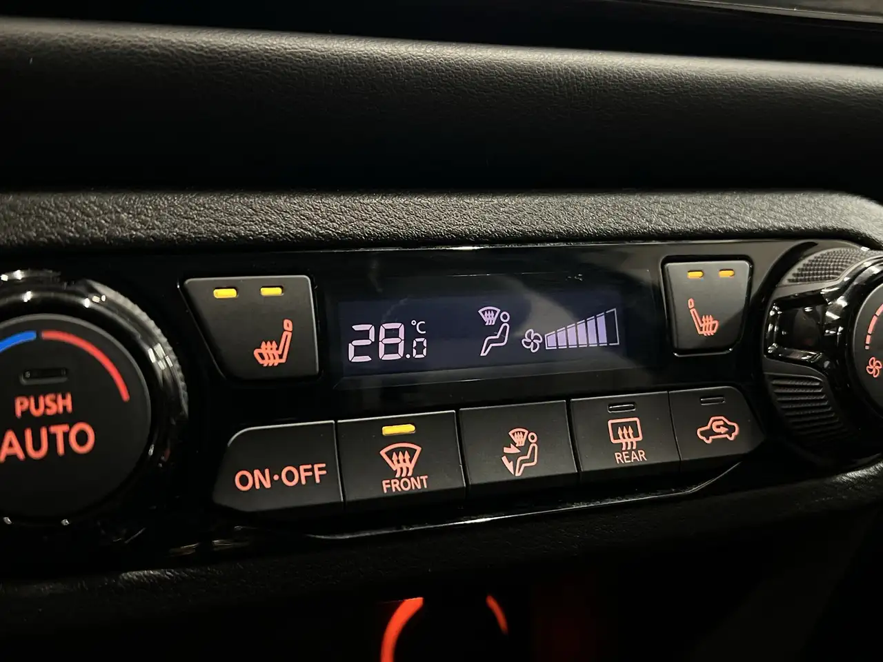 Nissan Kicks fotografie Nissan Kicks