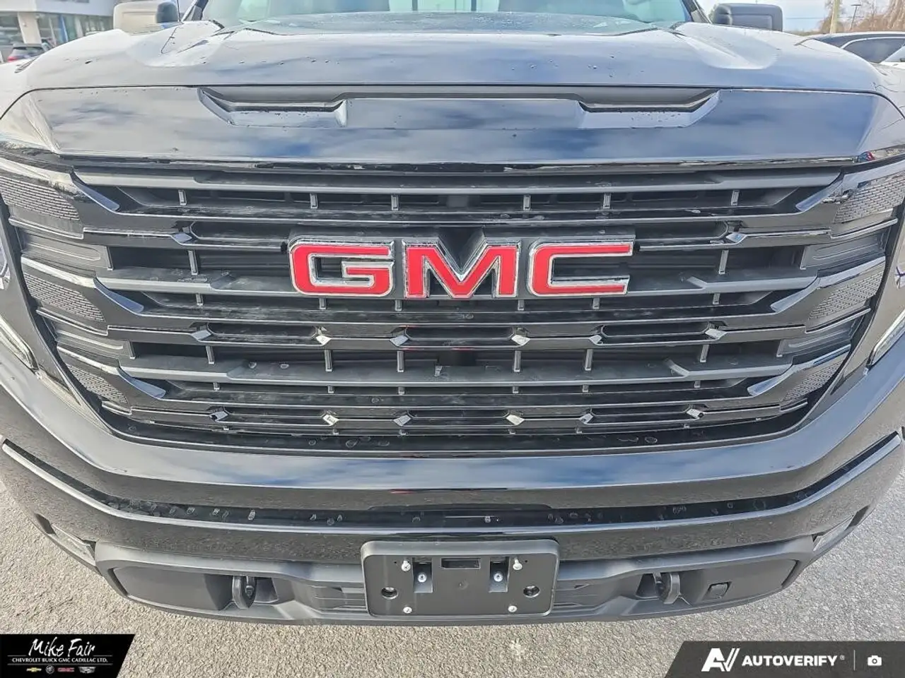 GMC Sierra 1500 photo GMC Sierra 1500
