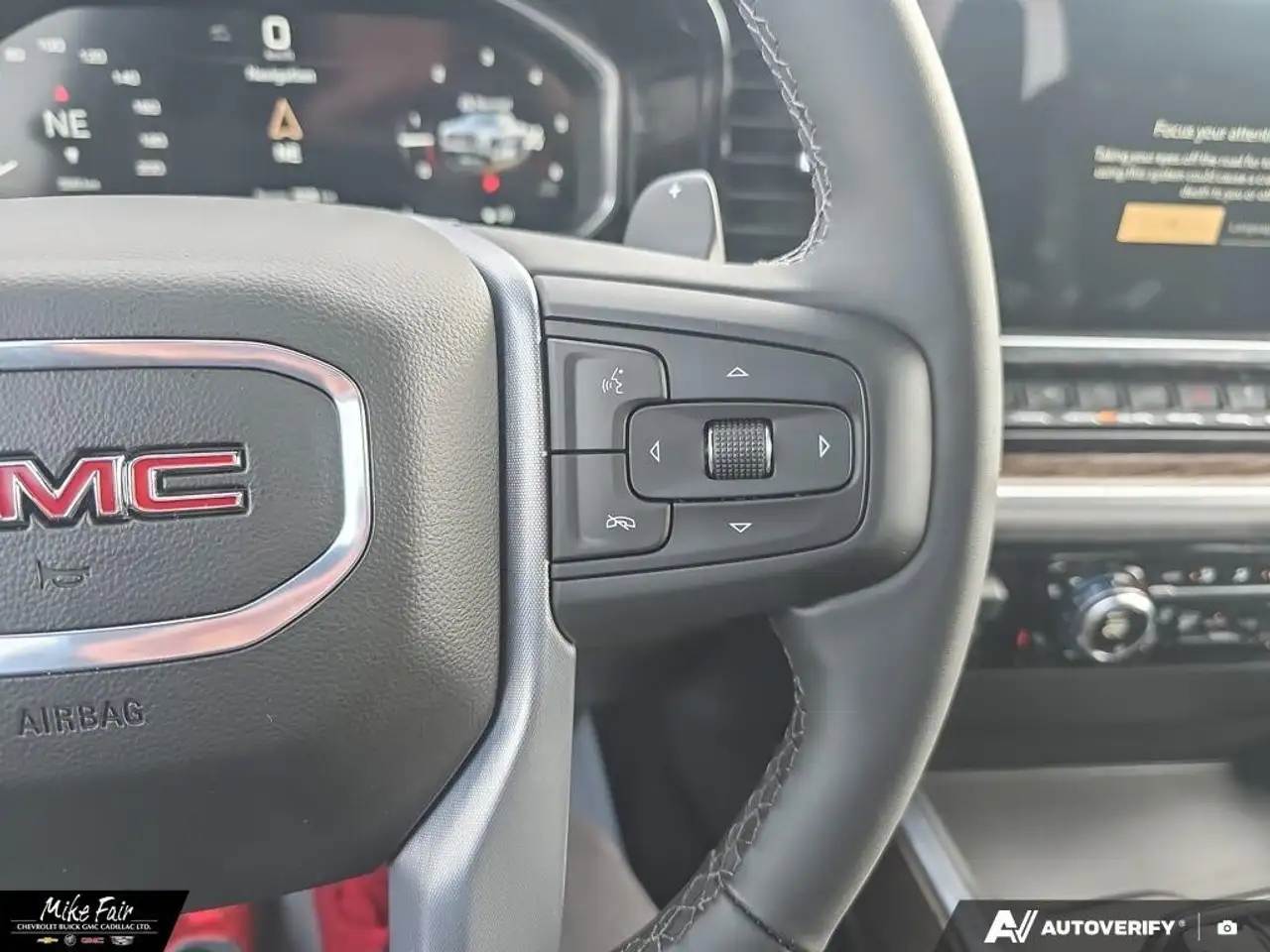 GMC Sierra 1500 photo GMC Sierra 1500