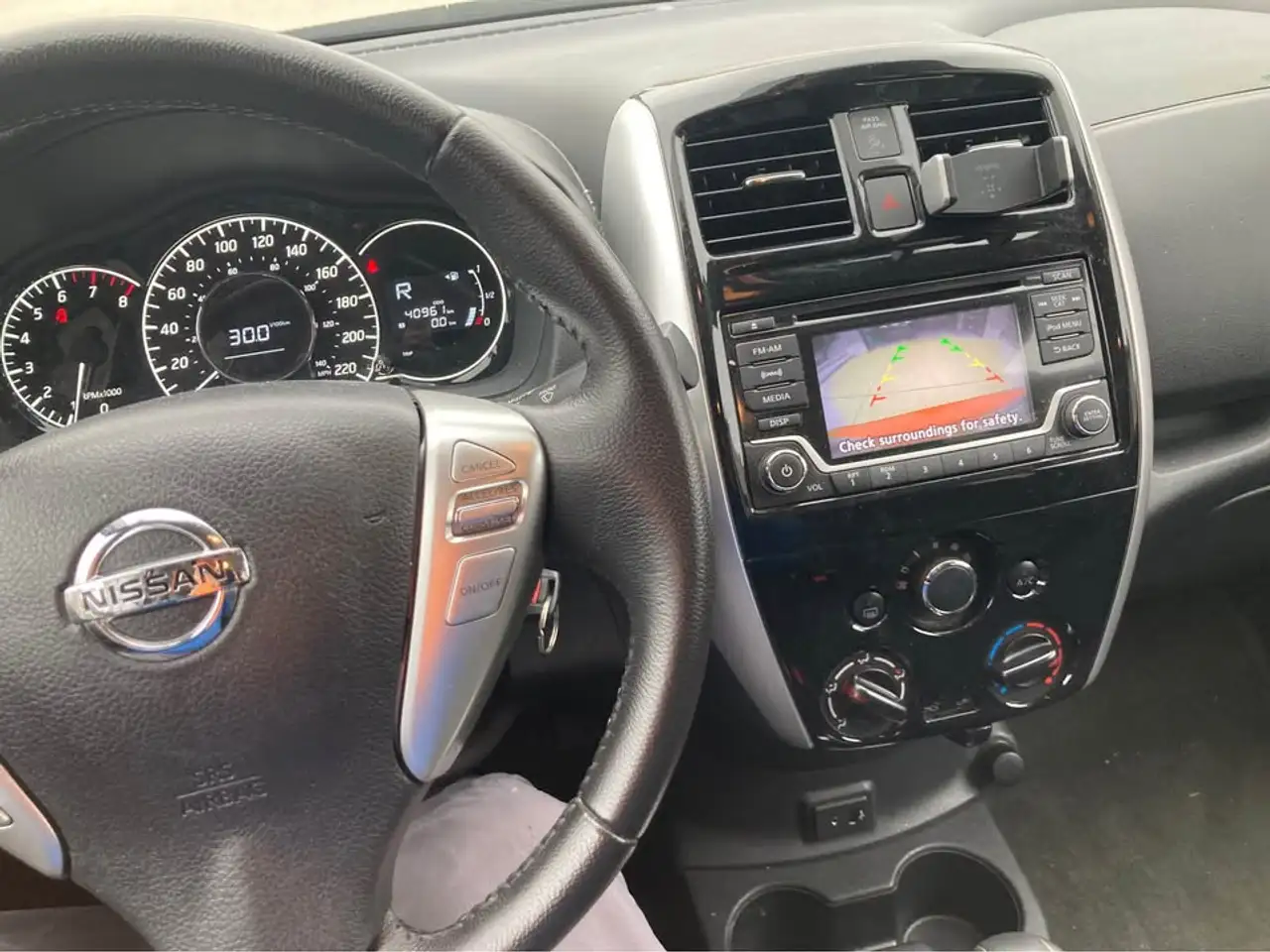 Nissan Note photo Nissan Note