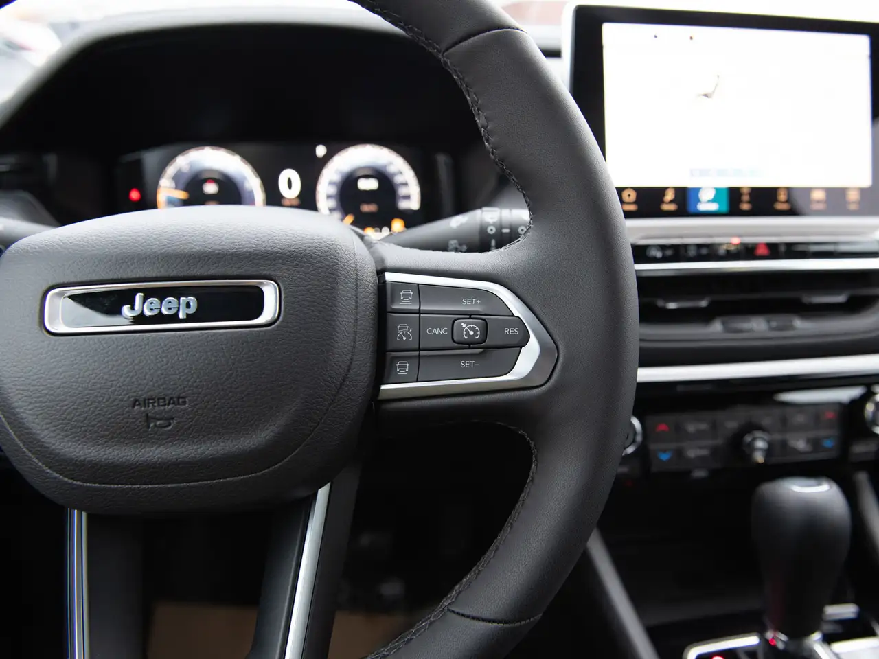 Jeep Compass photo Jeep Compass