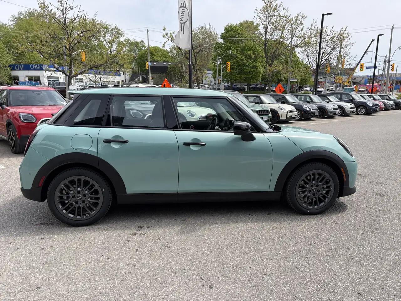 MINI 5 Door photo MINI 5 Door