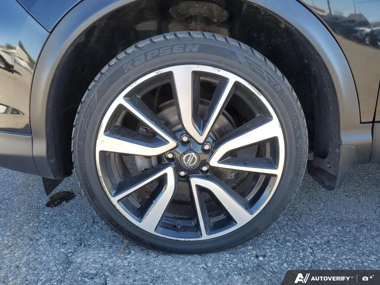 Nissan Qashqai снимка Nissan Qashqai