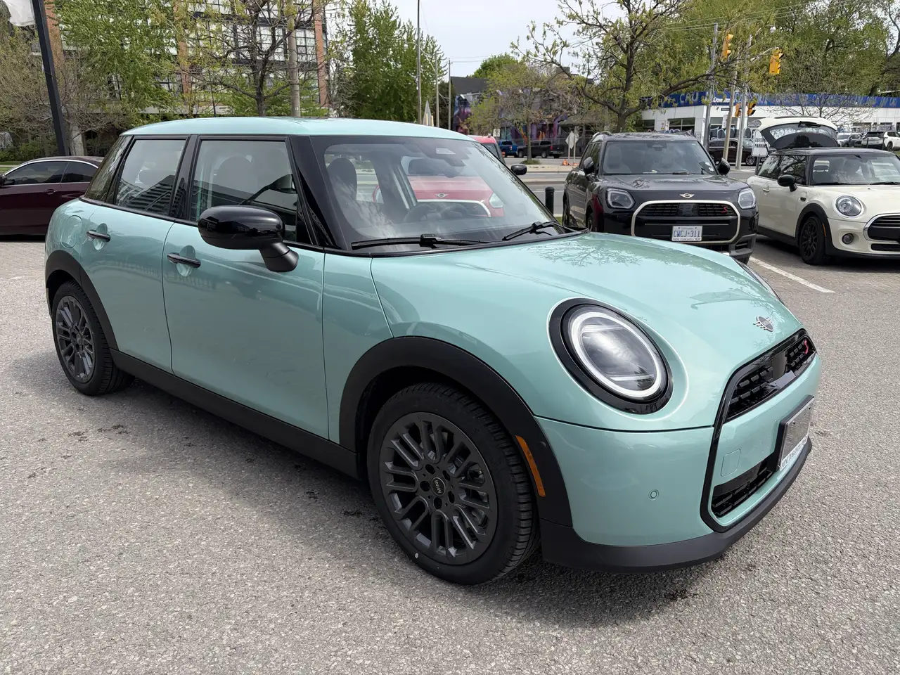 MINI 5 Door photo MINI 5 Door
