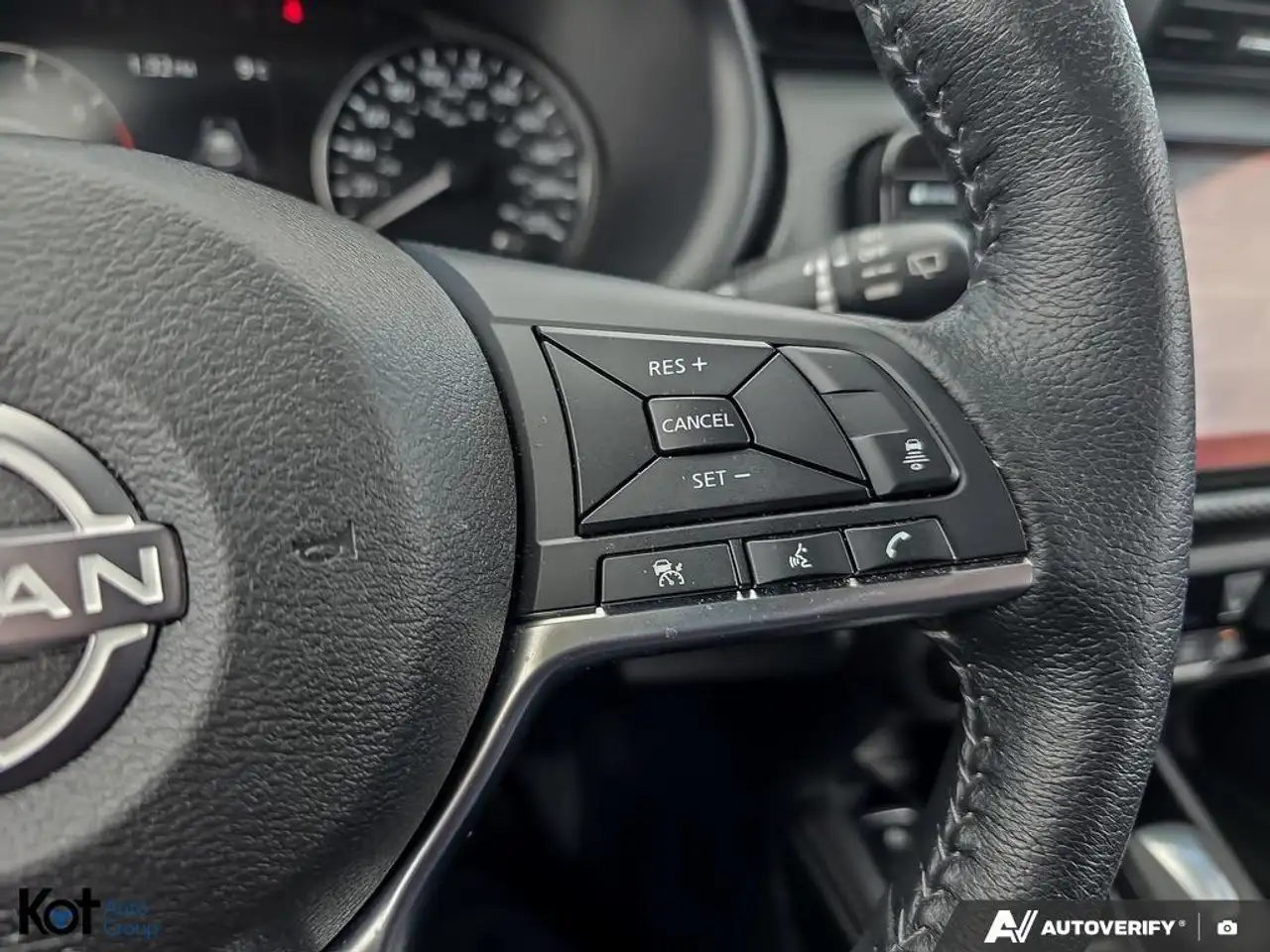 Nissan Kicks photo Nissan Kicks