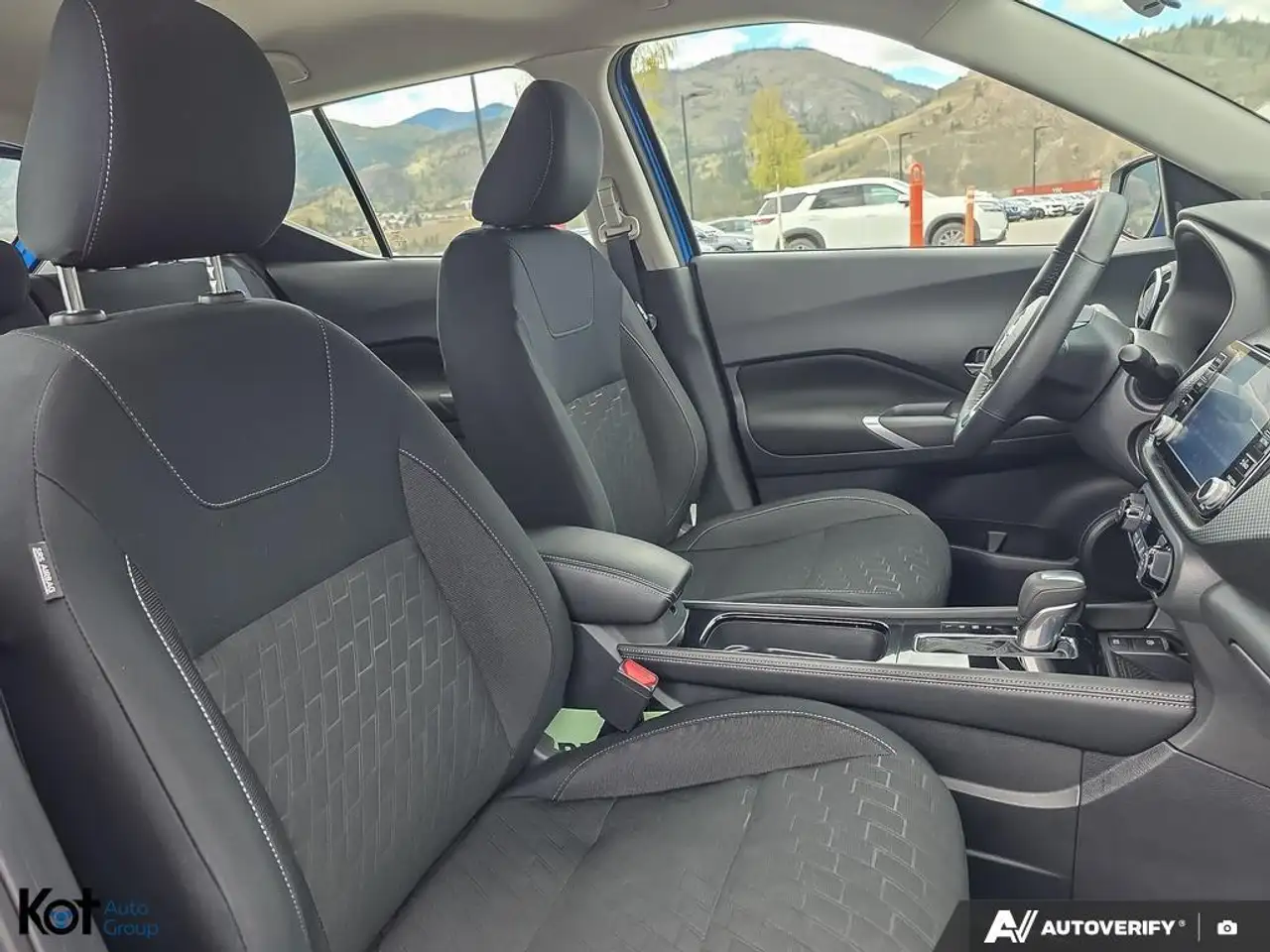 Nissan Kicks photo Nissan Kicks