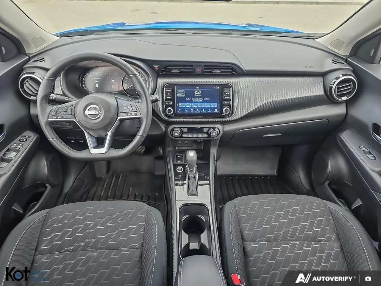 Nissan Kicks photo Nissan Kicks