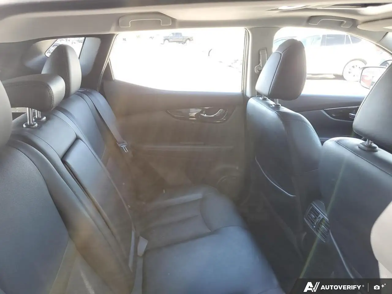 Nissan Qashqai снимка Nissan Qashqai