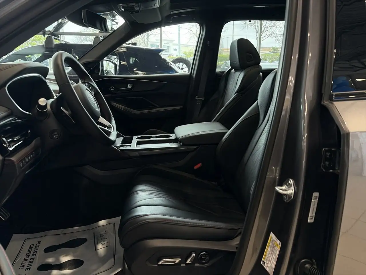 Acura MDX снимка Acura MDX