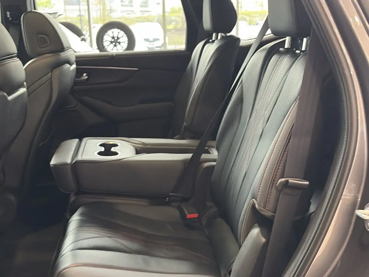 Acura MDX снимка Acura MDX