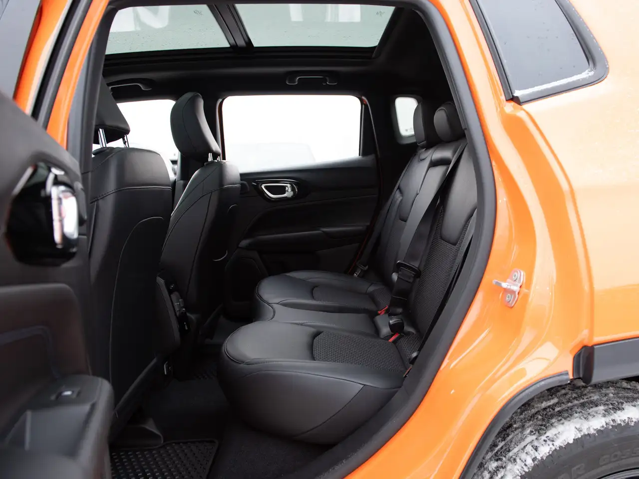 Jeep Compass photo Jeep Compass