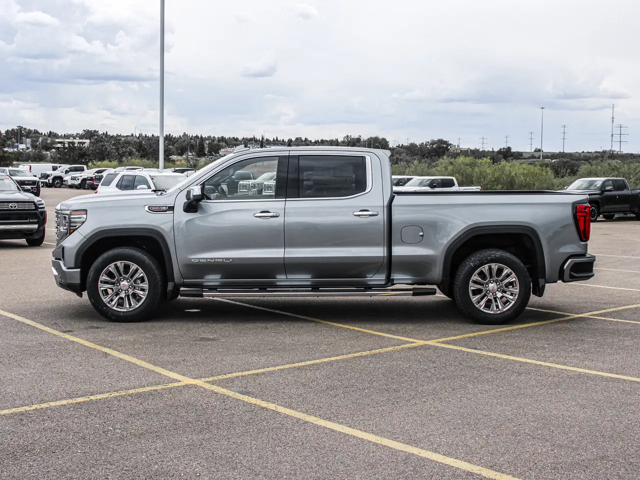GMC Sierra 1500 снимка GMC Sierra 1500