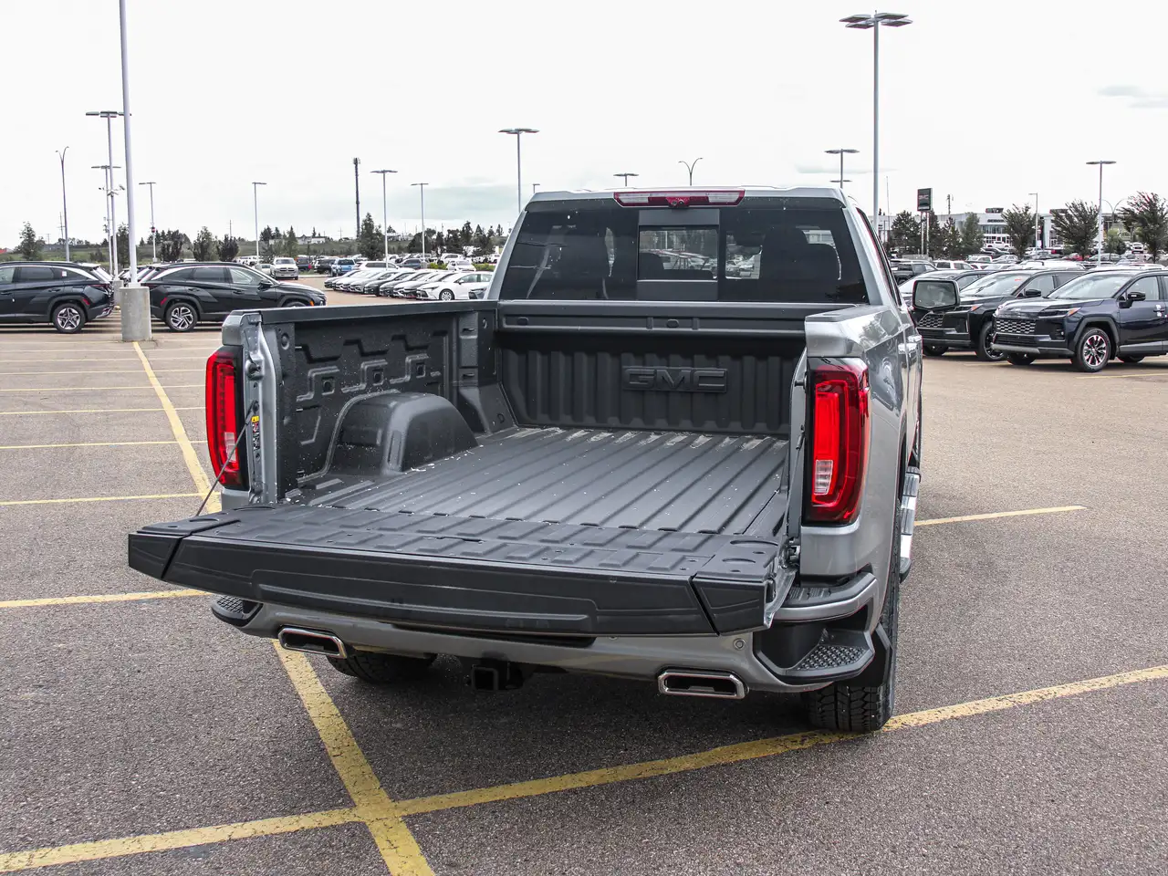 GMC Sierra 1500 снимка GMC Sierra 1500