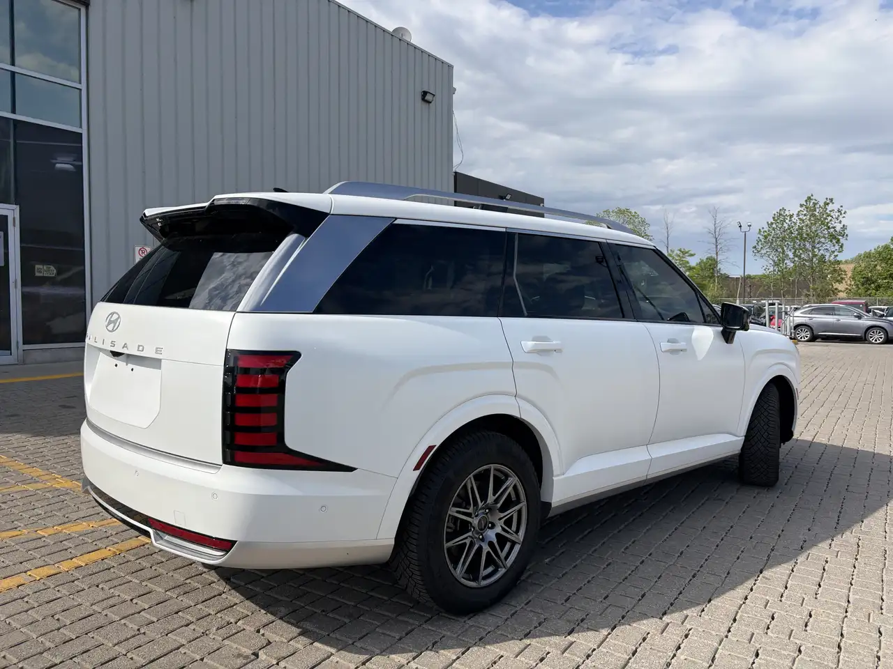 Hyundai PALISADE Hybrid снимка Hyundai PALISADE Hybrid