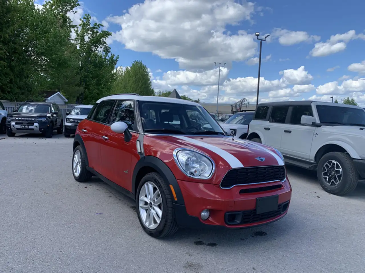 MINI Cooper Countryman снимка MINI Cooper Countryman