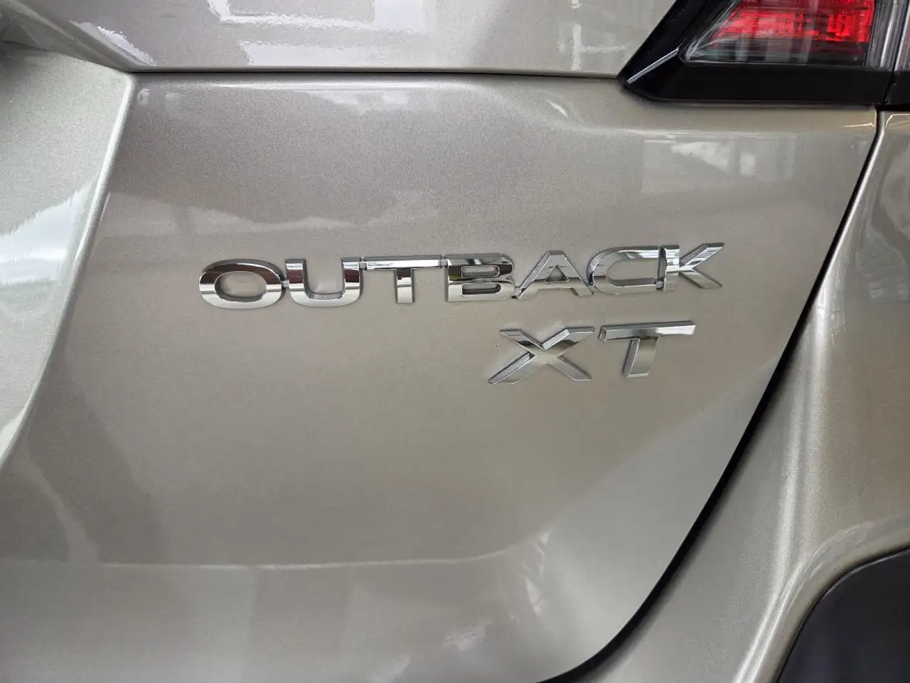 Subaru OUTBACK photo Subaru OUTBACK