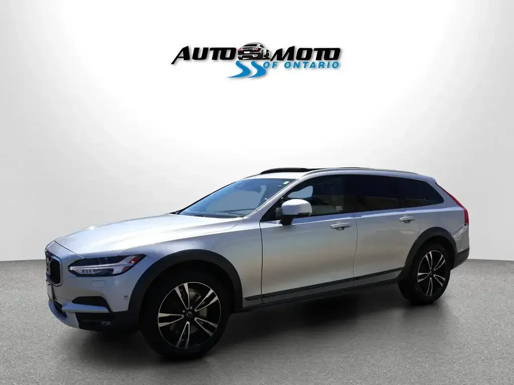 Volvo V90 Cross Country снимка Volvo V90 Cross Country