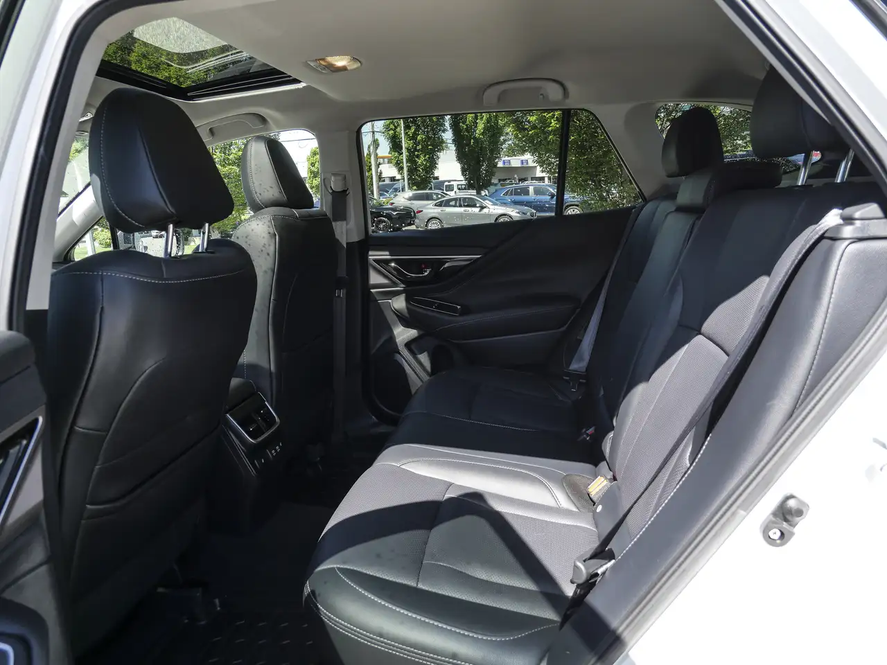 Subaru OUTBACK fotografie Subaru OUTBACK