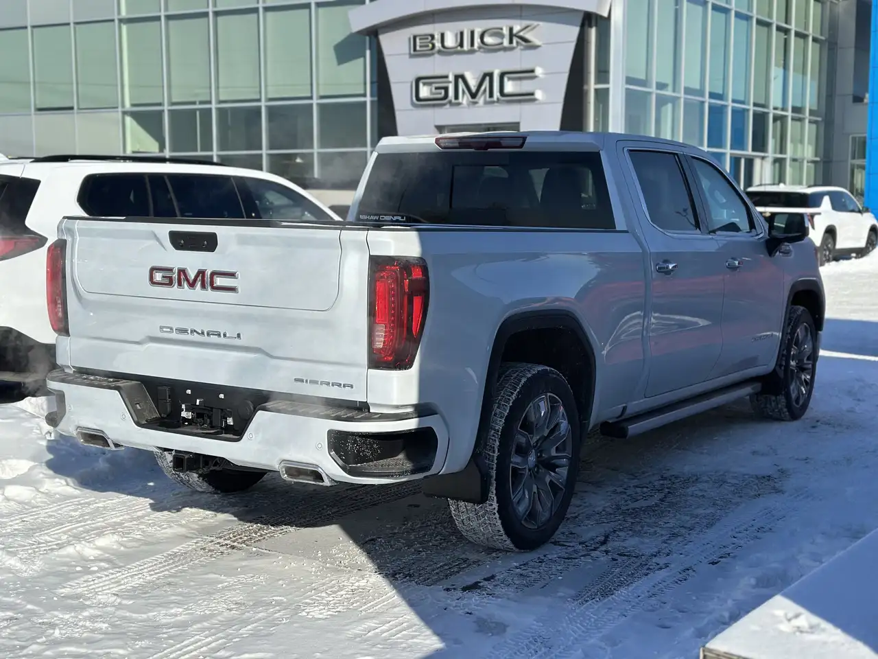 GMC Sierra 1500 снимка GMC Sierra 1500