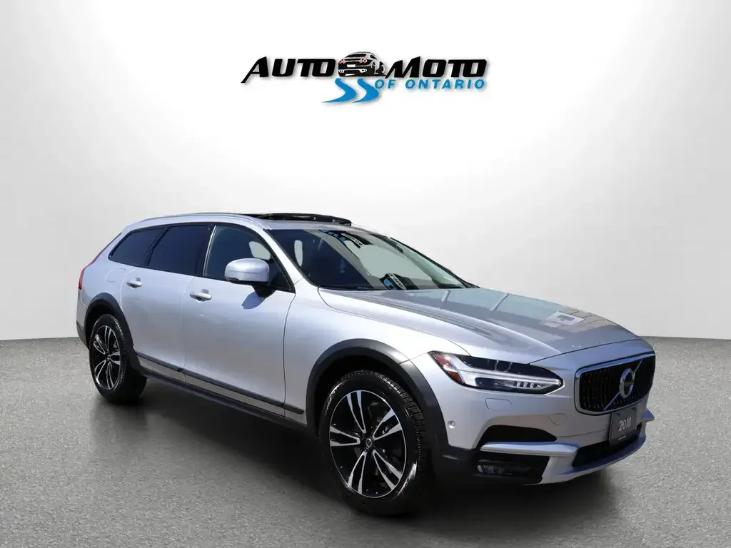 Volvo V90 Cross Country снимка Volvo V90 Cross Country