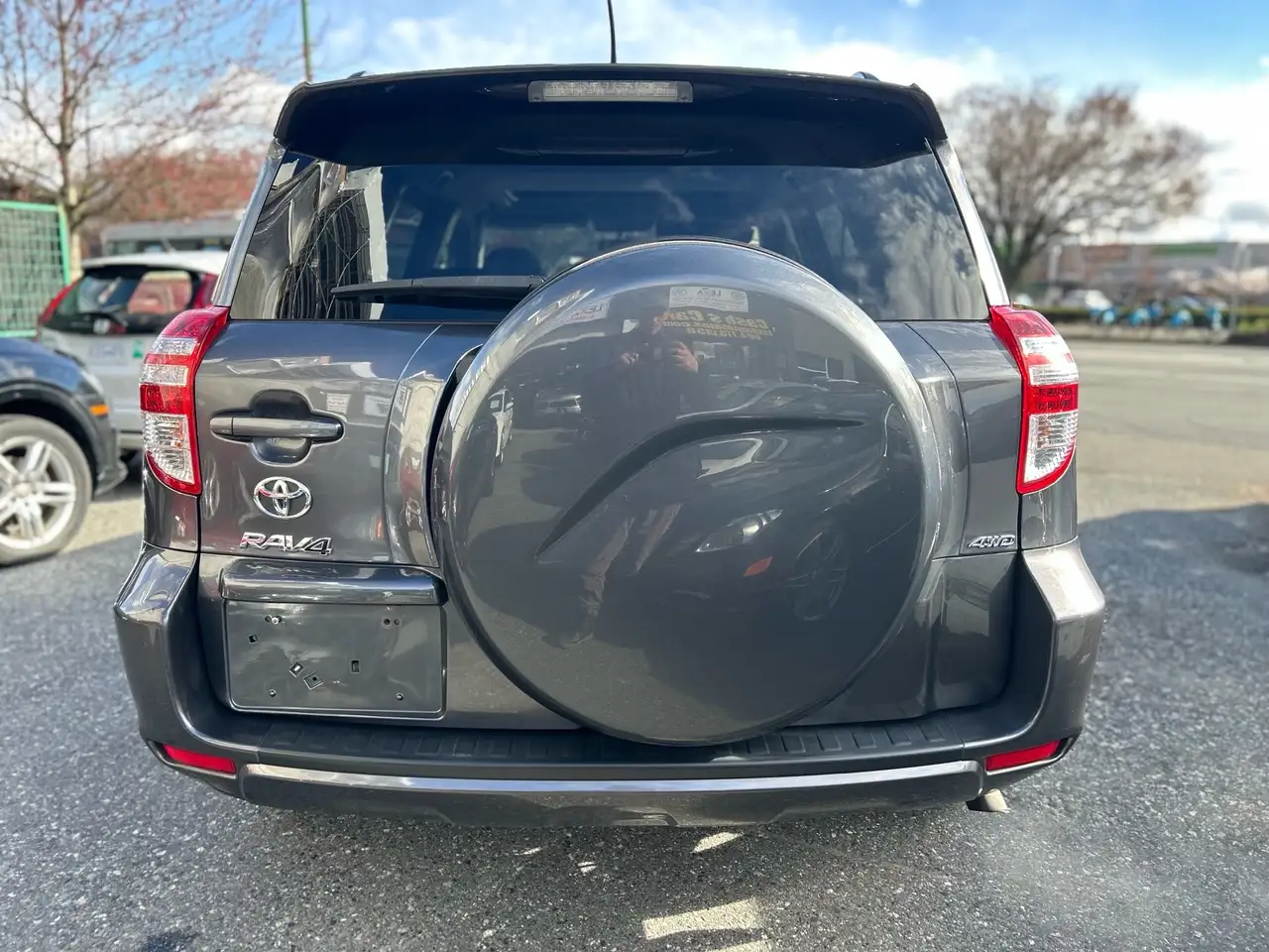 Toyota RAV 4 снимка Toyota RAV 4