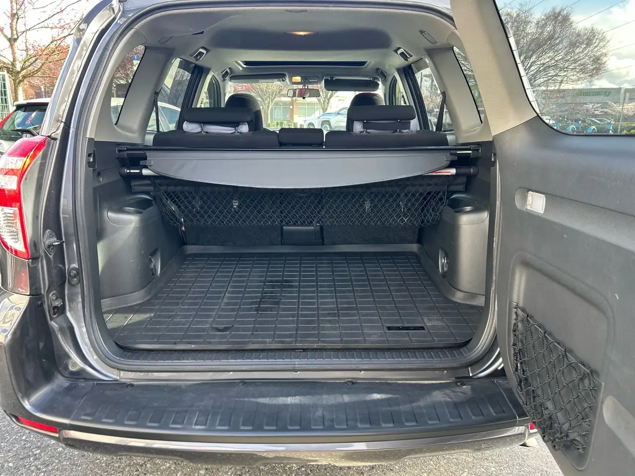 Toyota RAV 4 снимка Toyota RAV 4