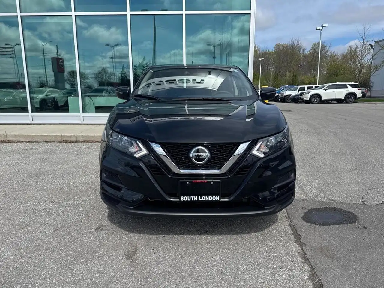 Nissan Qashqai снимка Nissan Qashqai