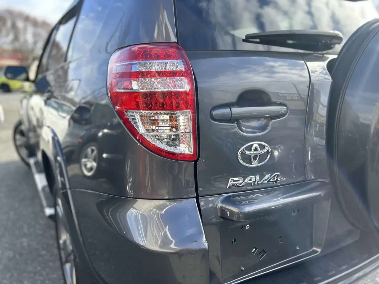 Toyota RAV 4 снимка Toyota RAV 4