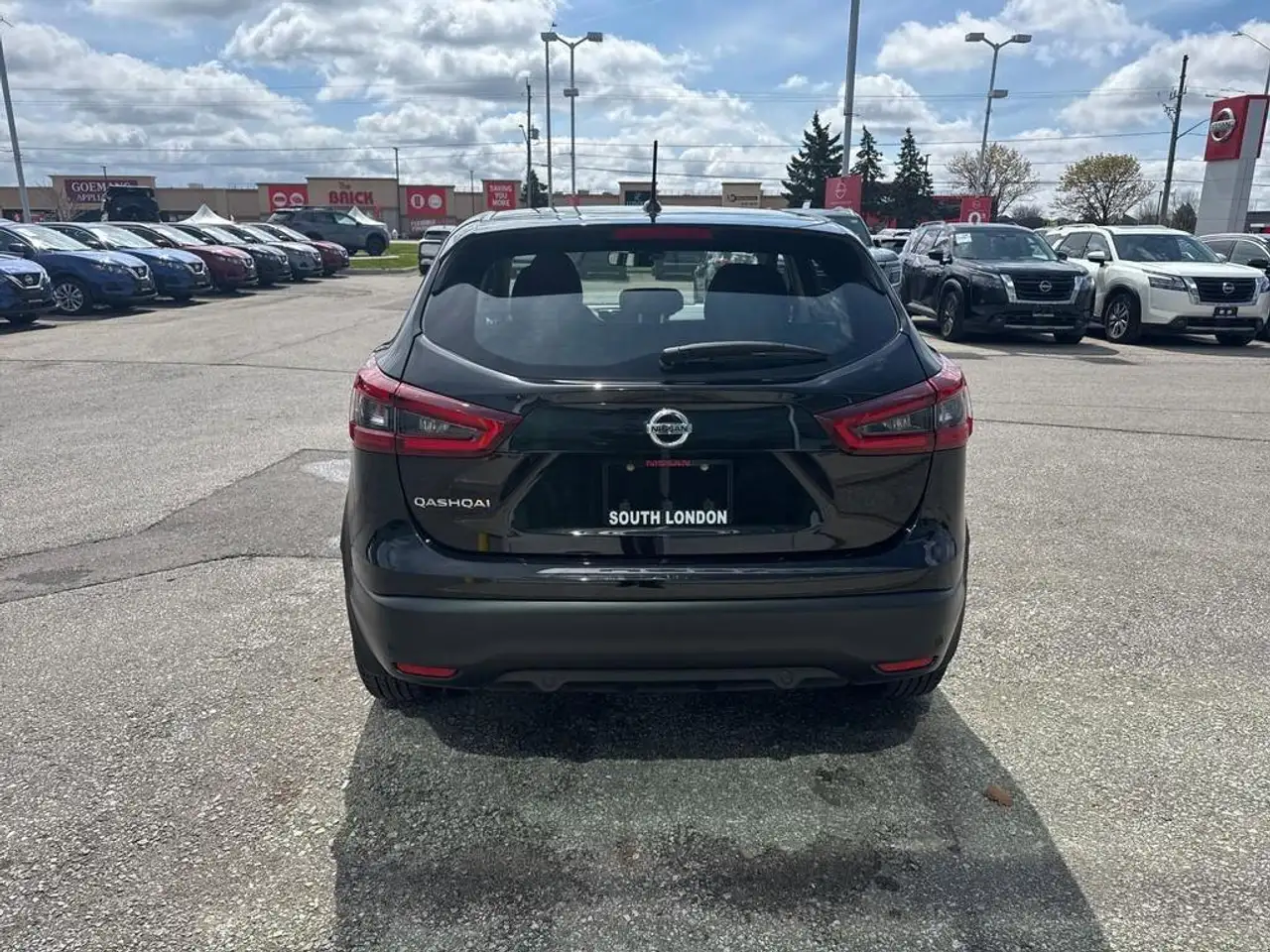 Nissan Qashqai снимка Nissan Qashqai
