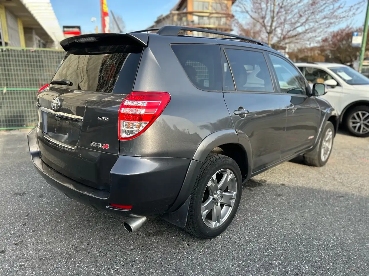 Toyota RAV 4 снимка Toyota RAV 4