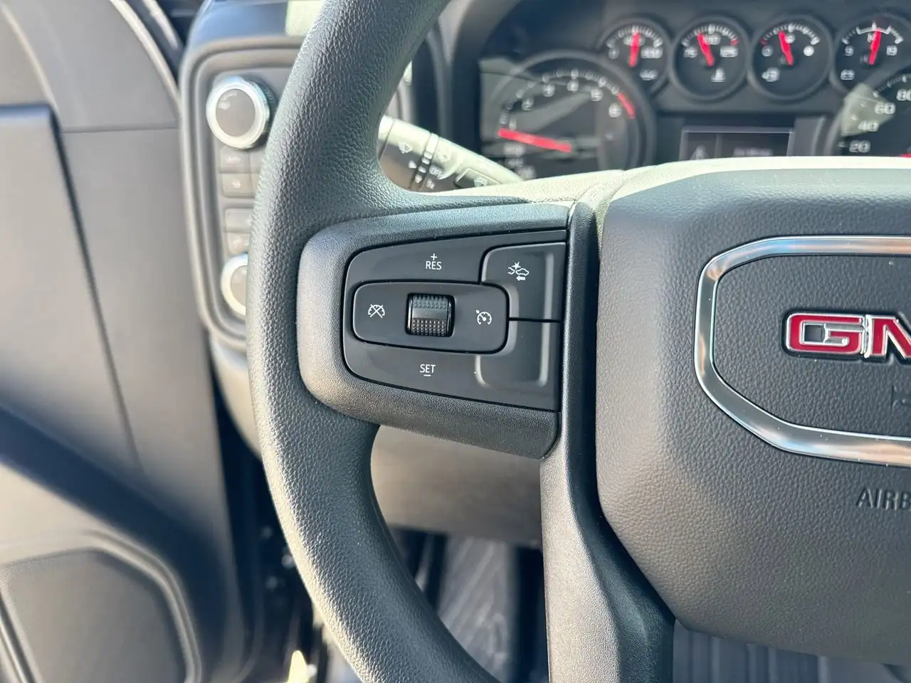 GMC Sierra 1500 photo GMC Sierra 1500