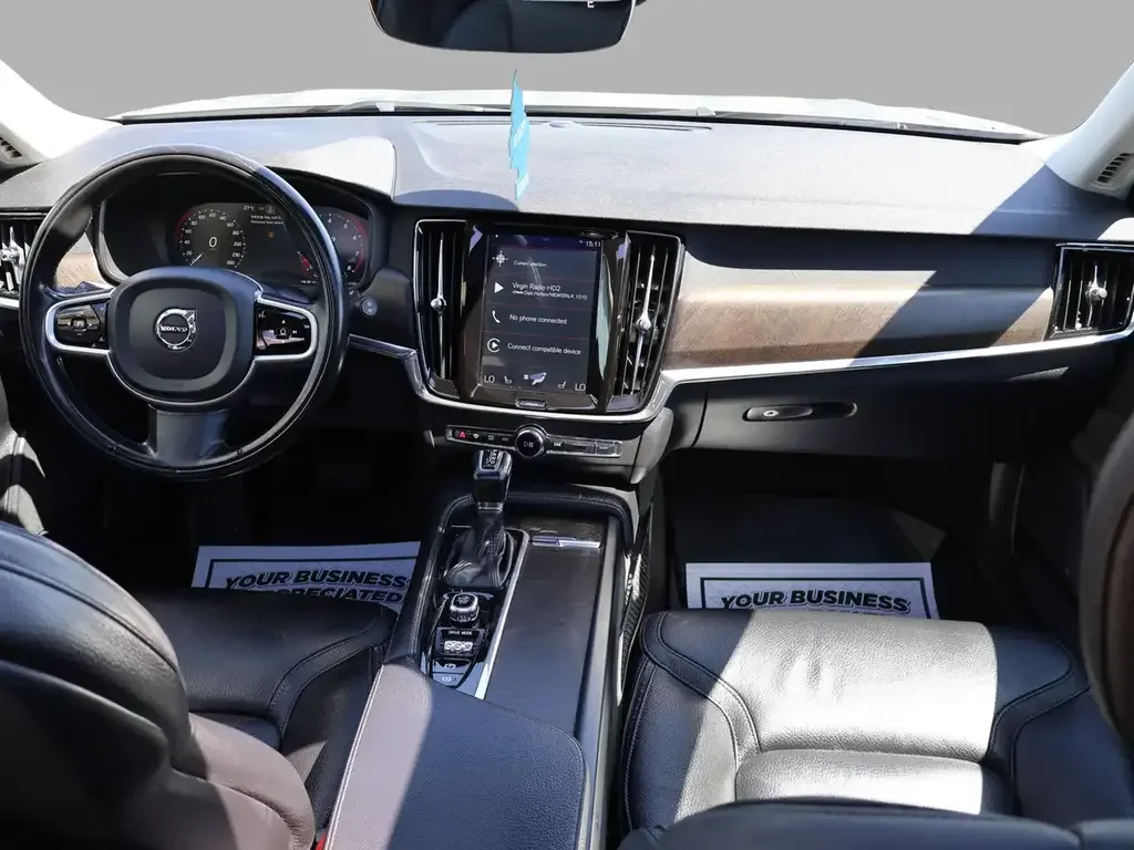 Volvo V90 Cross Country снимка Volvo V90 Cross Country