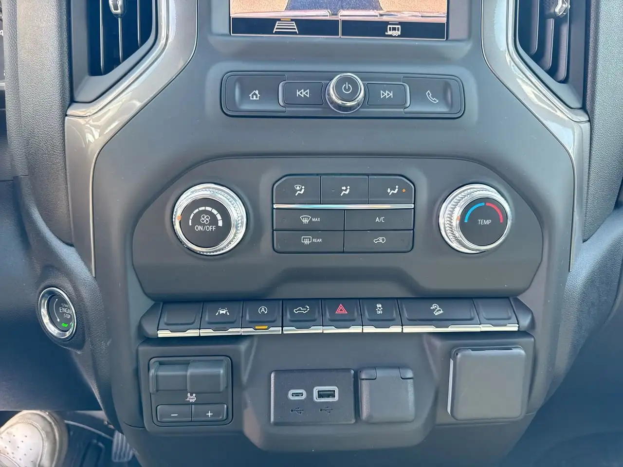 GMC Sierra 1500 photo GMC Sierra 1500