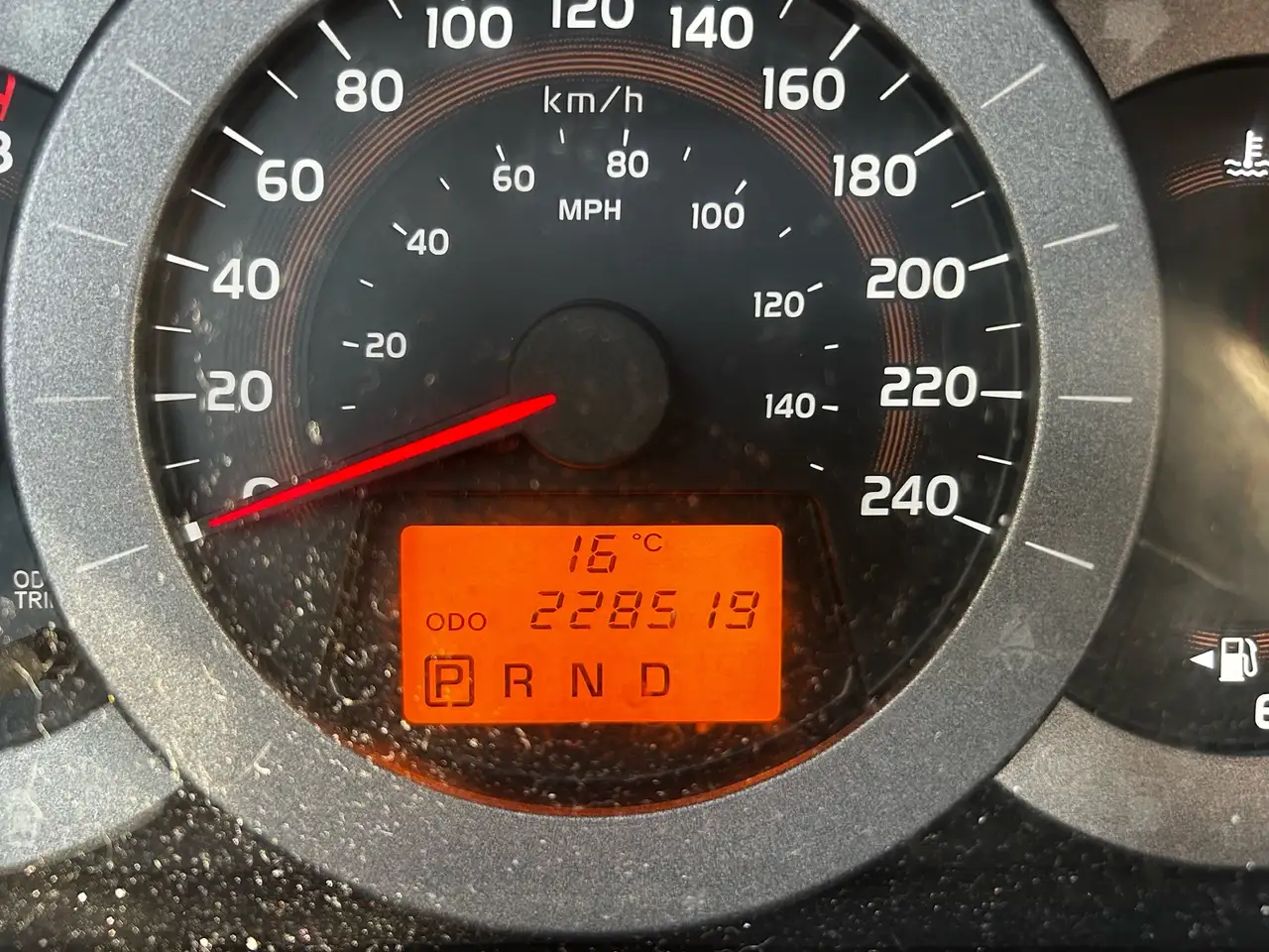 Toyota RAV 4 снимка Toyota RAV 4