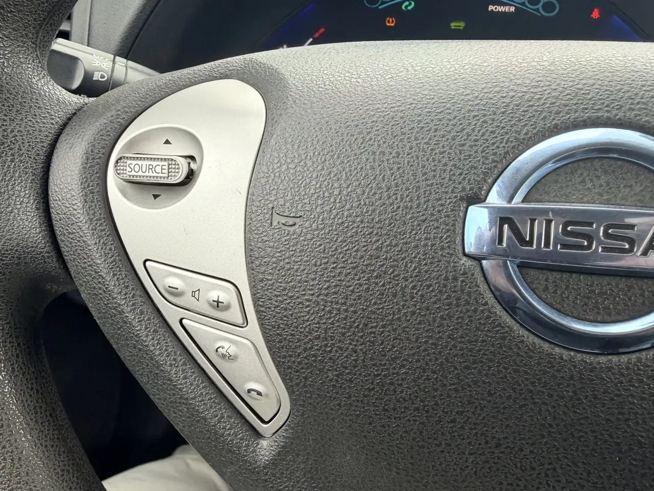 Nissan Leaf photo Nissan Leaf