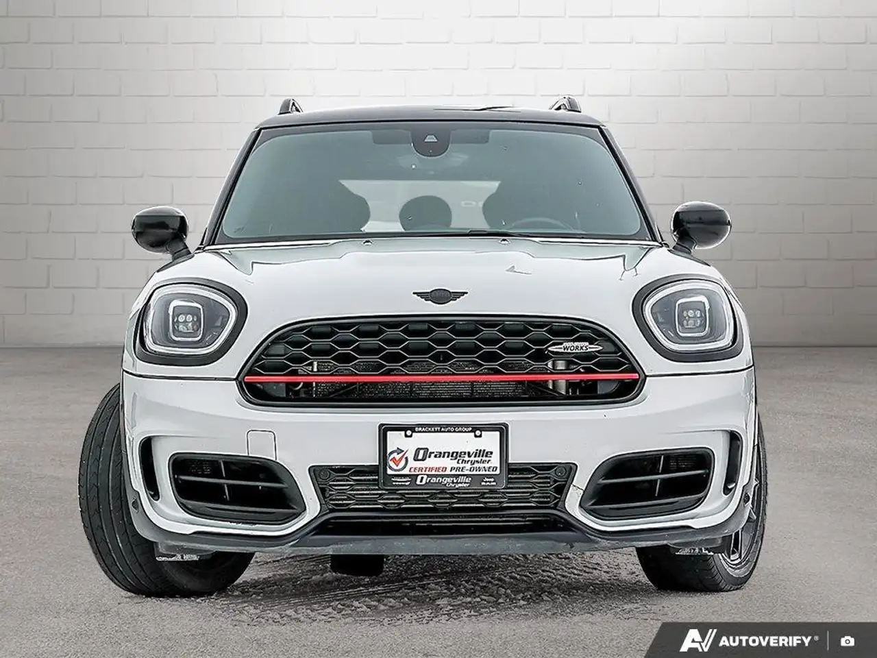 MINI Countryman снимка MINI Countryman