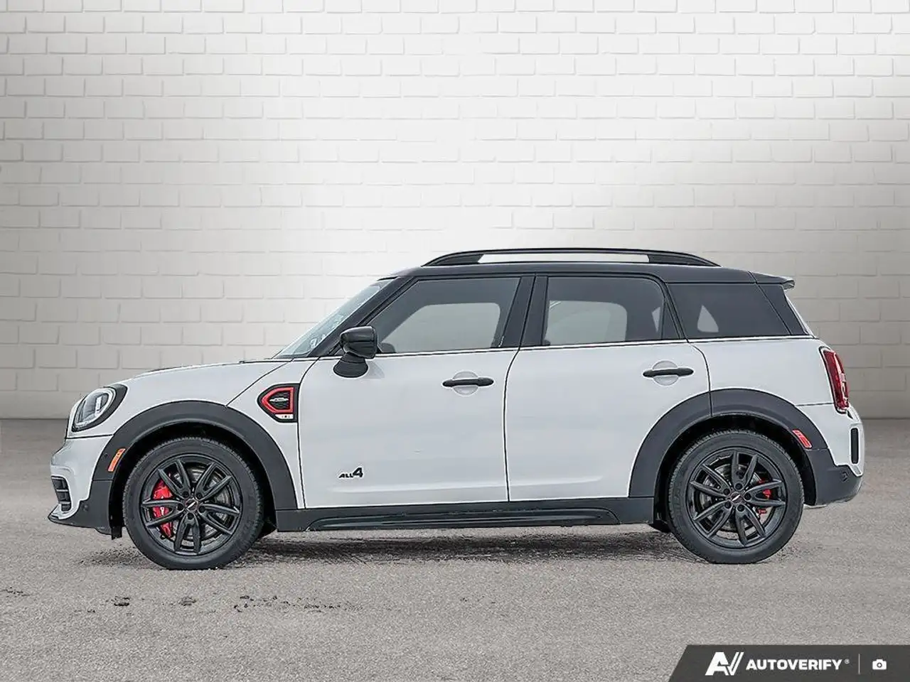 MINI Countryman снимка MINI Countryman