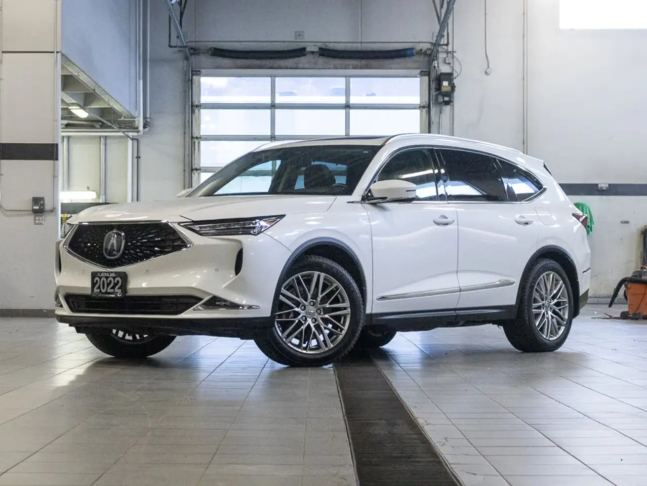 Acura MDX снимка Acura MDX