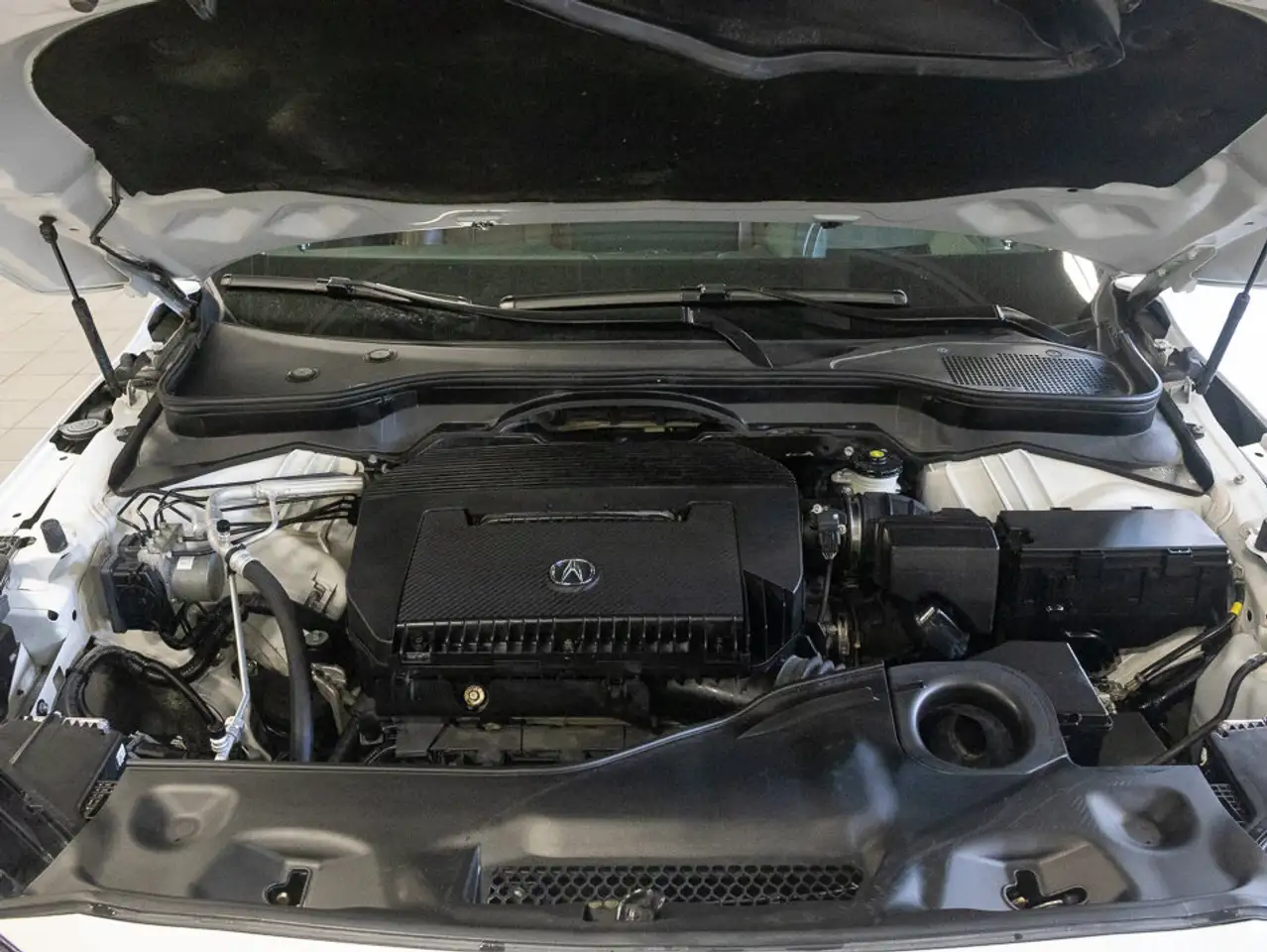 Acura MDX снимка Acura MDX