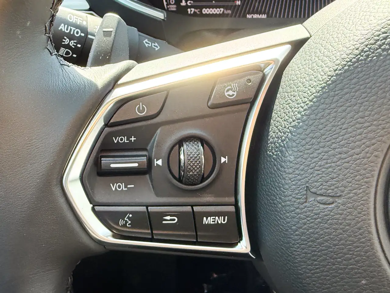 Acura MDX снимка Acura MDX