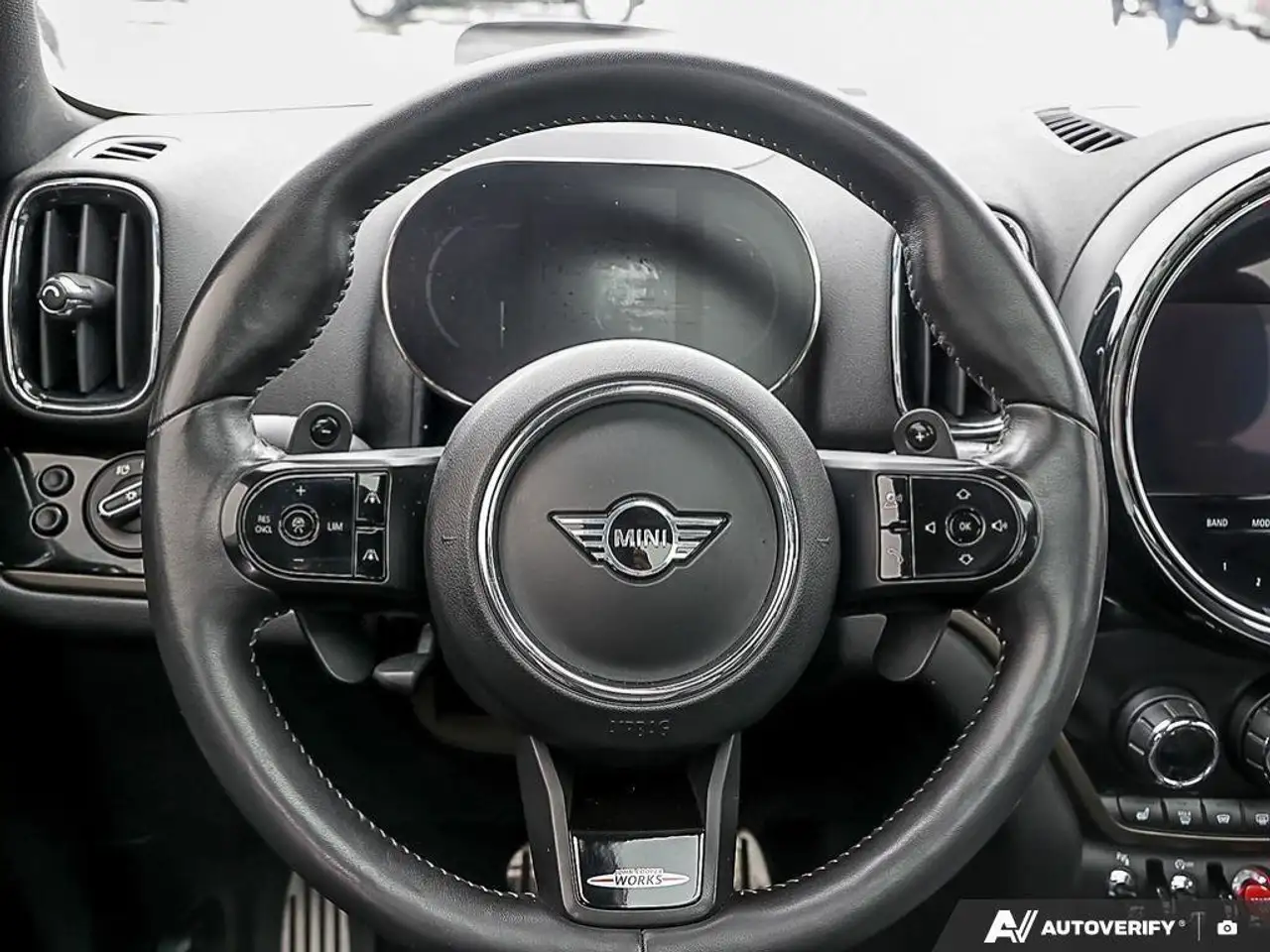 MINI Countryman снимка MINI Countryman