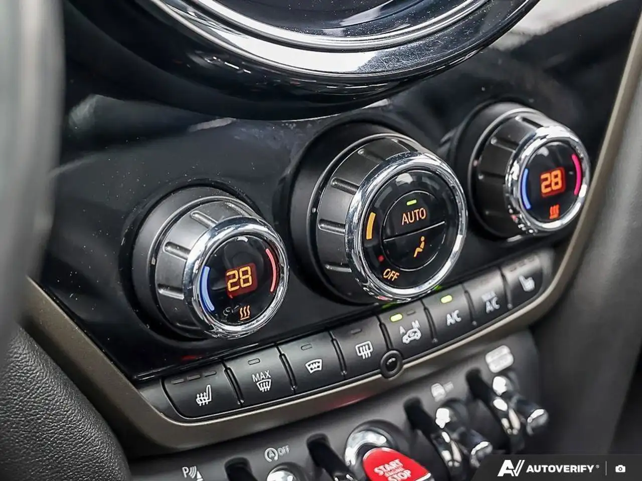MINI Countryman снимка MINI Countryman