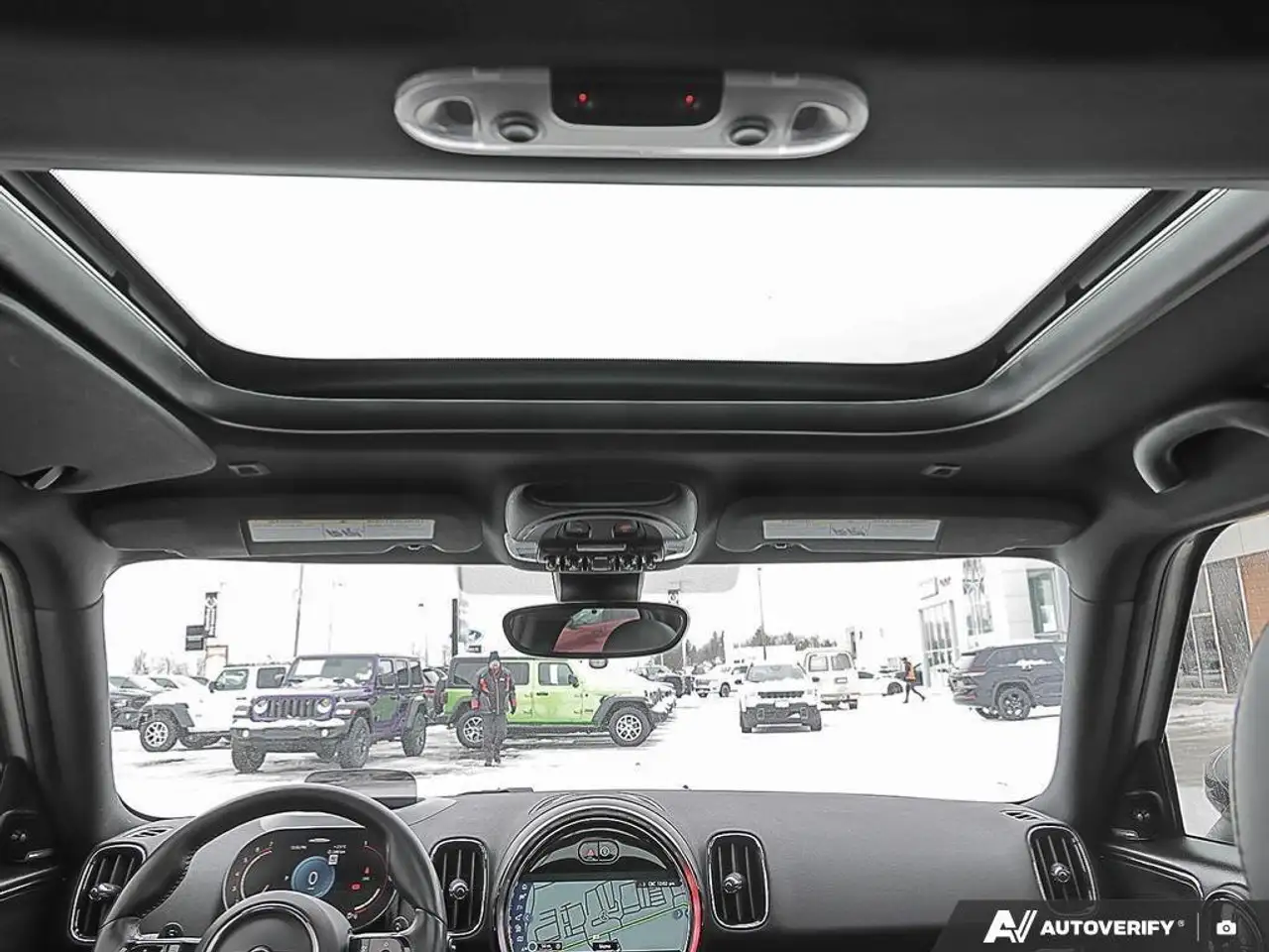 MINI Countryman снимка MINI Countryman