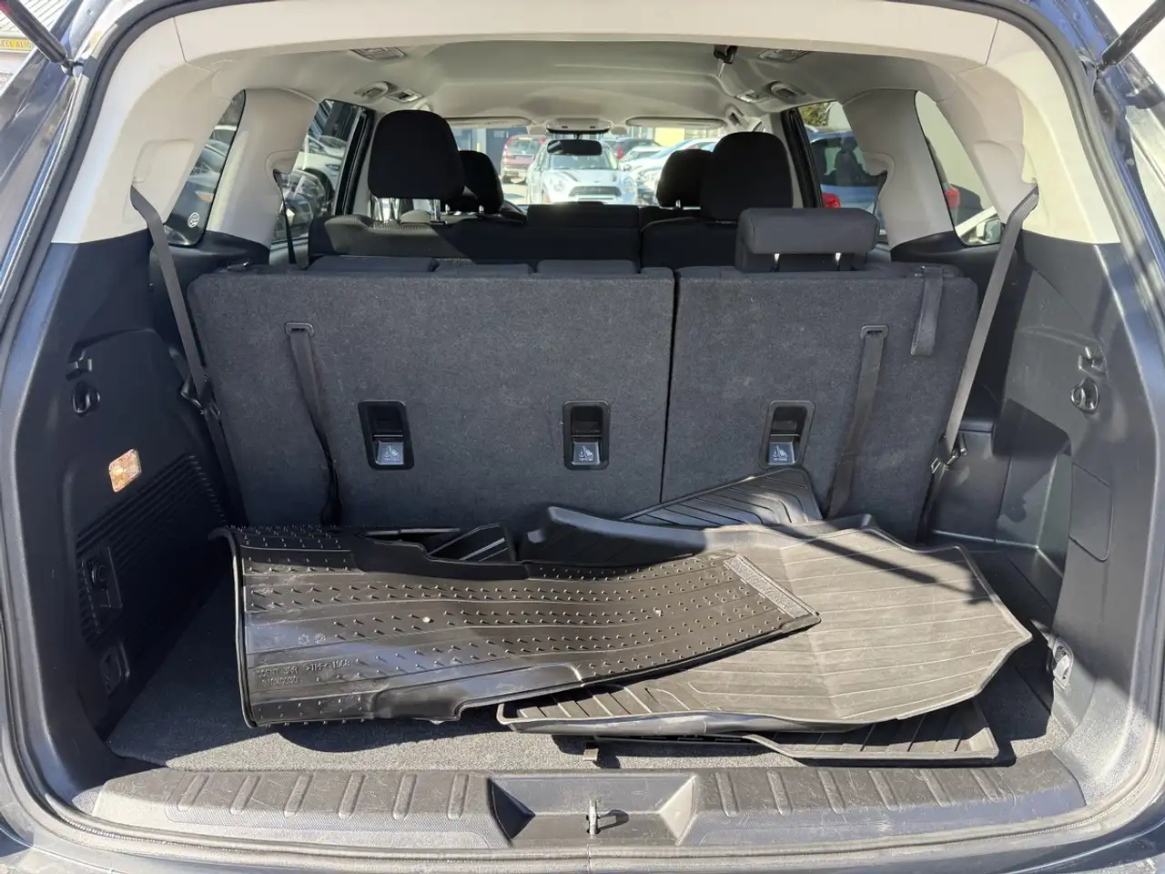 Subaru Ascent снимка Subaru Ascent