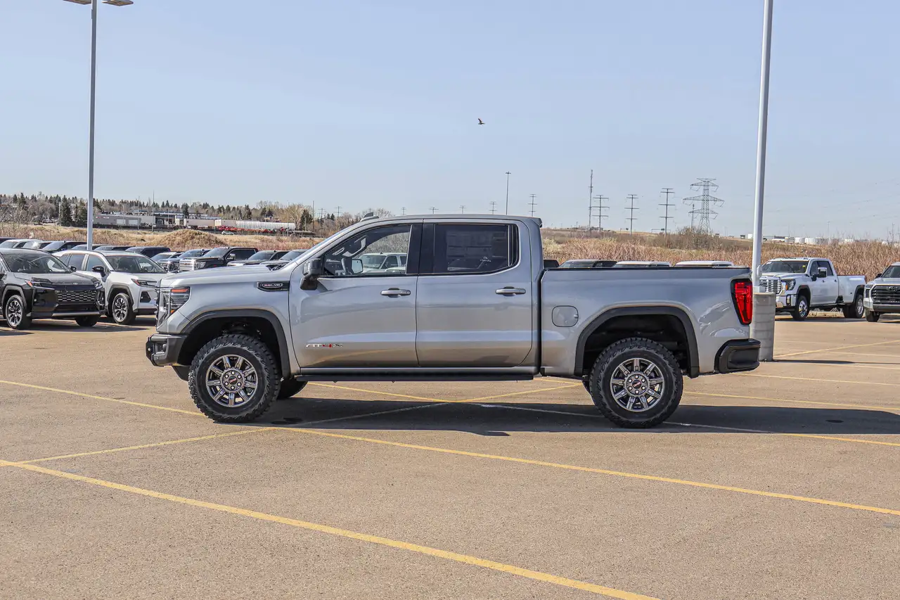 GMC Sierra 1500 photo GMC Sierra 1500