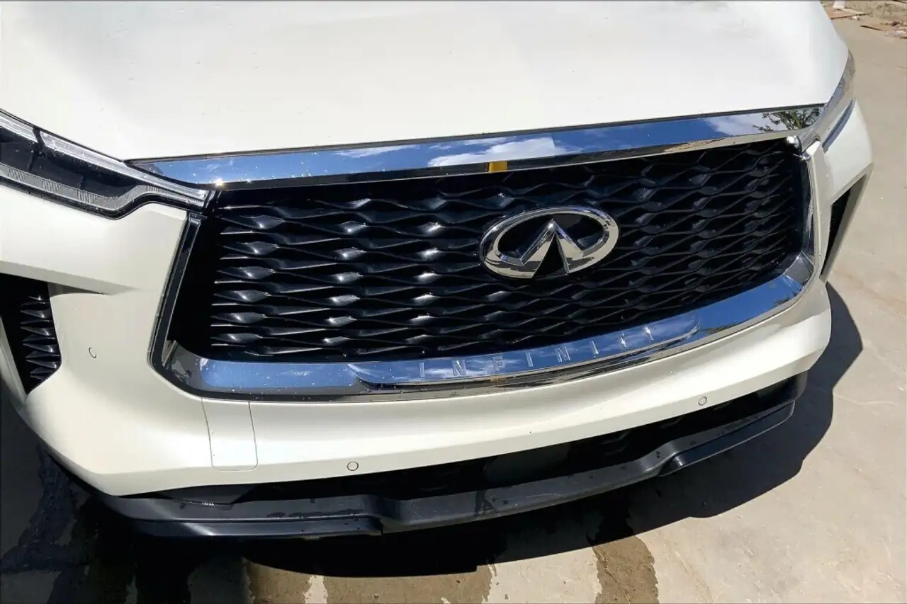 Infiniti QX60 снимка Infiniti QX60