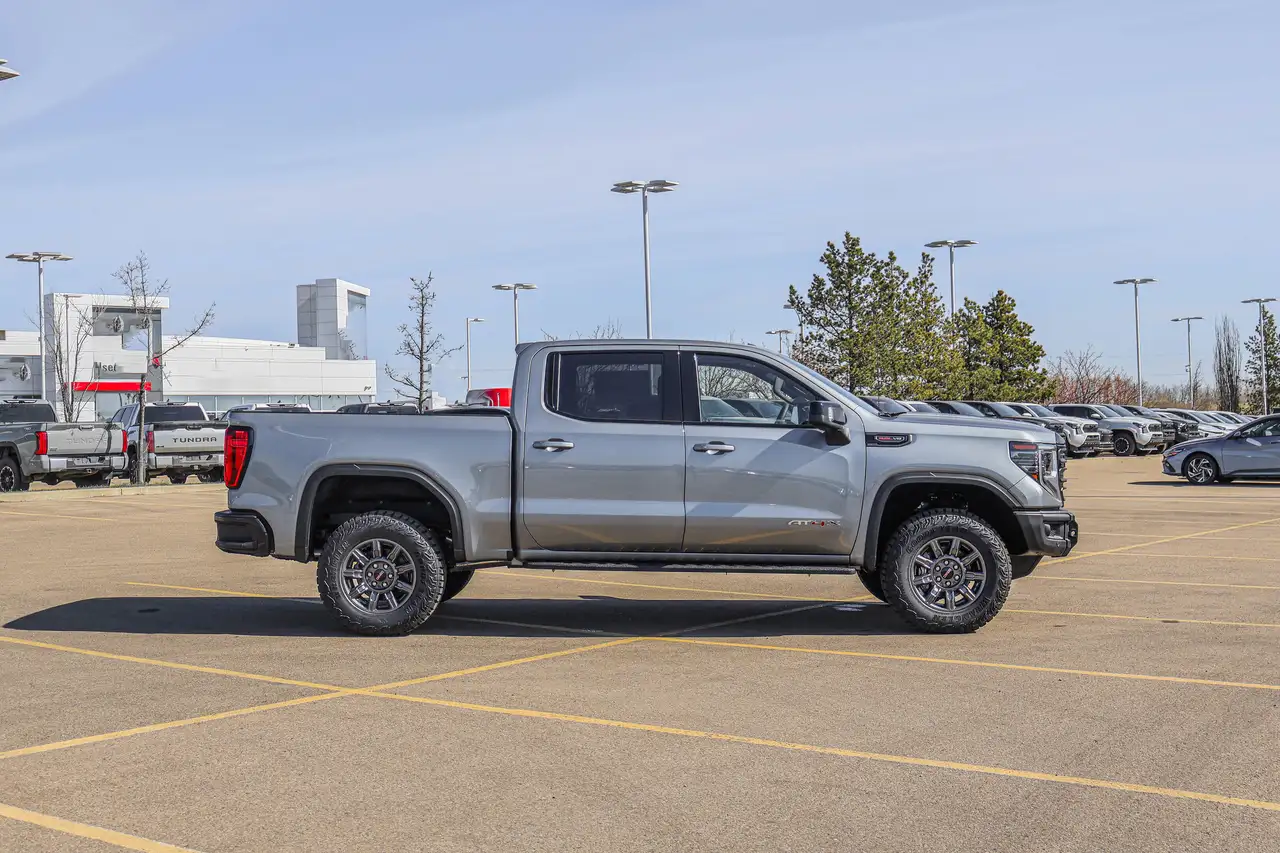 GMC Sierra 1500 photo GMC Sierra 1500