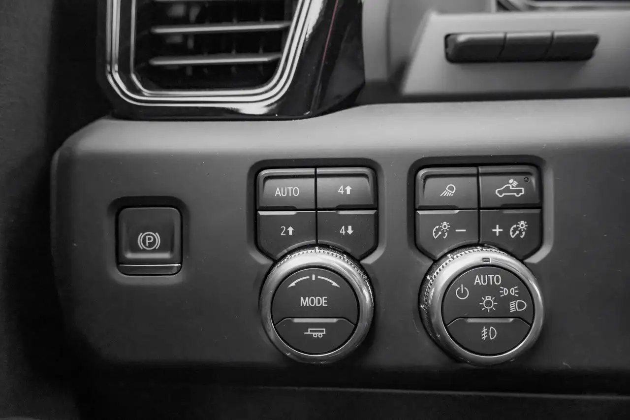 GMC Sierra 1500 photo GMC Sierra 1500