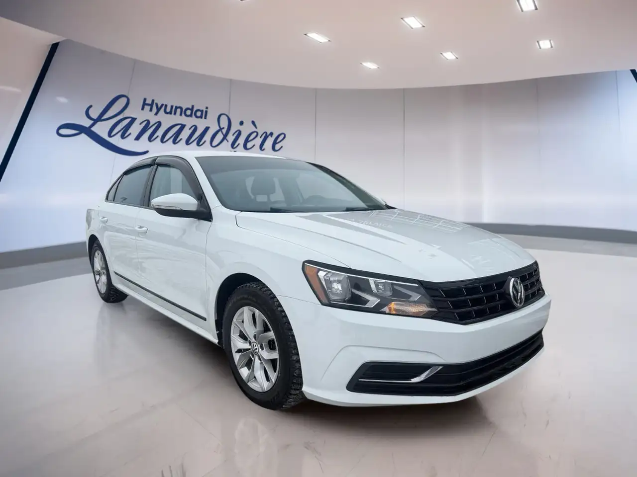 Volkswagen Passat photo Volkswagen Passat